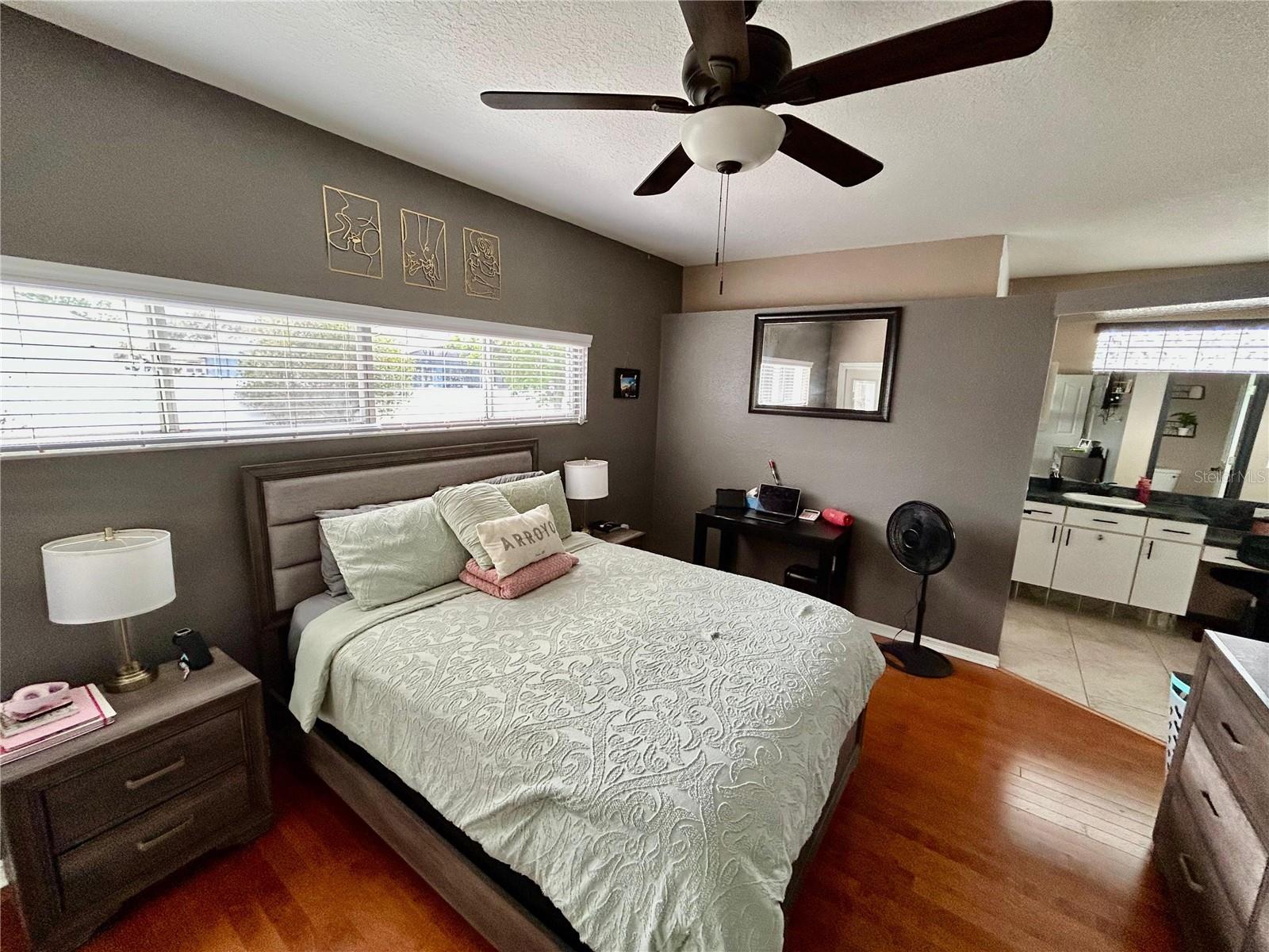 Image 24 of 55 For 2085 Raymond Drive