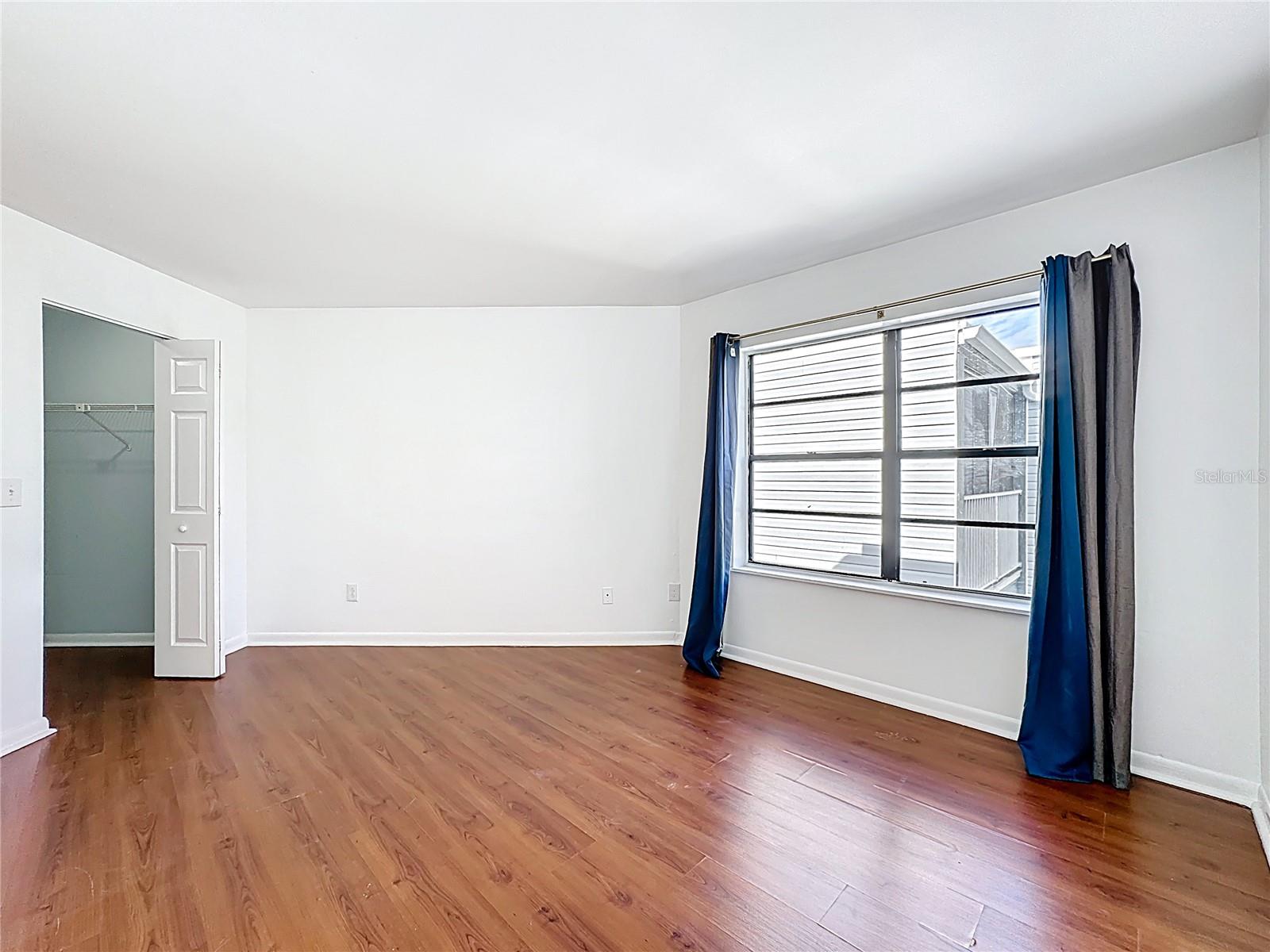 Image 22 of 34 For 3923 Atrium Drive 3923