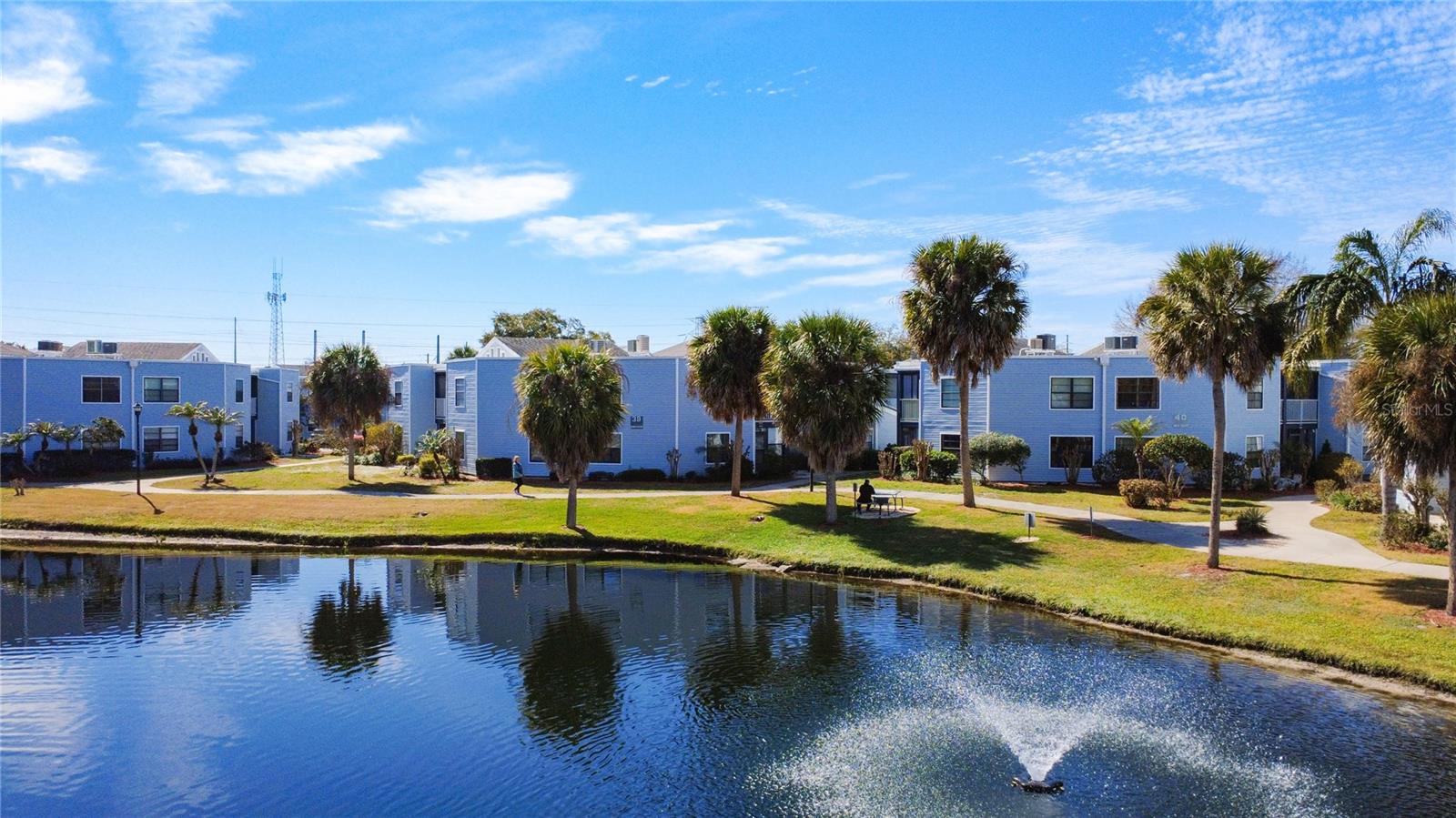 Image 31 of 34 For 3923 Atrium Drive 3923