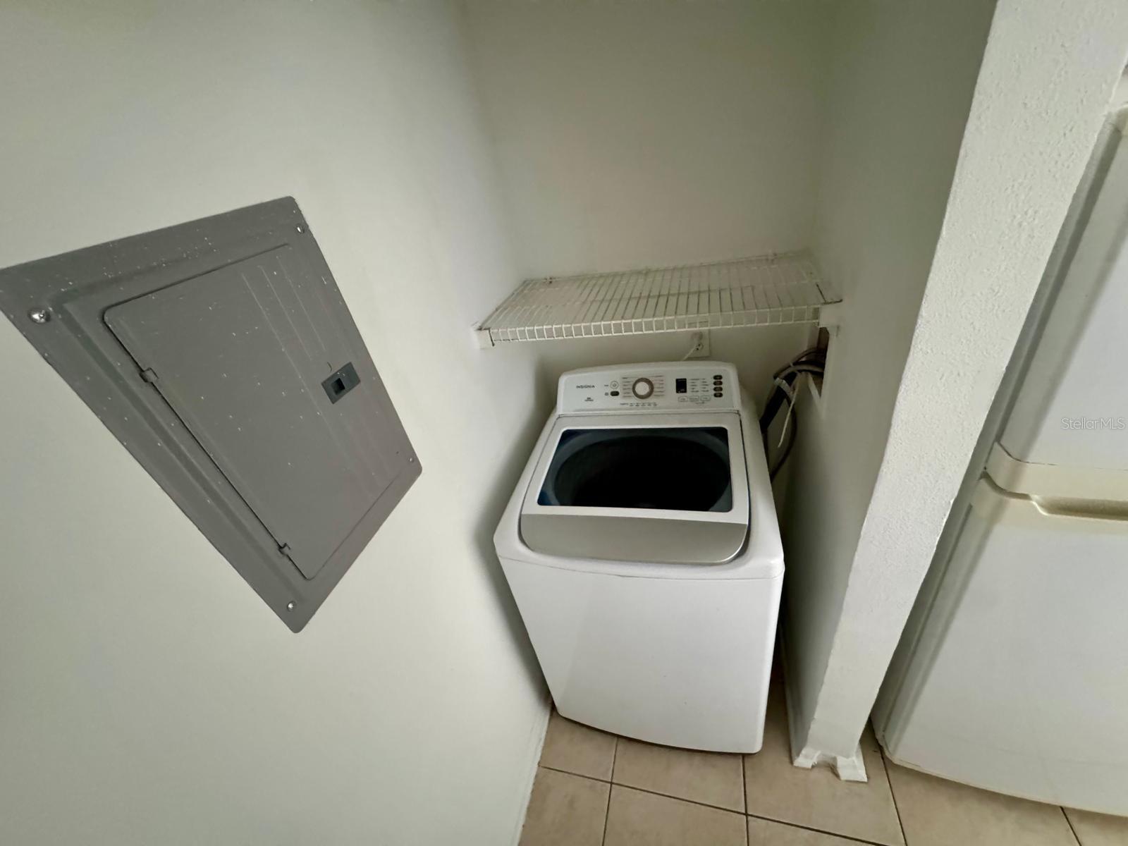 Image 8 of 25 For 1222 Bermuda Lakes Lane 106