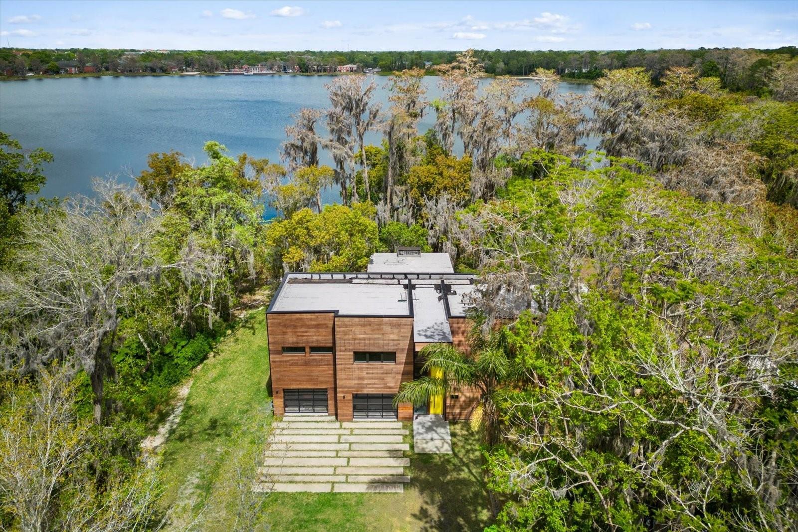 Image 2 of 48 For 3807 Semoran Boulevard