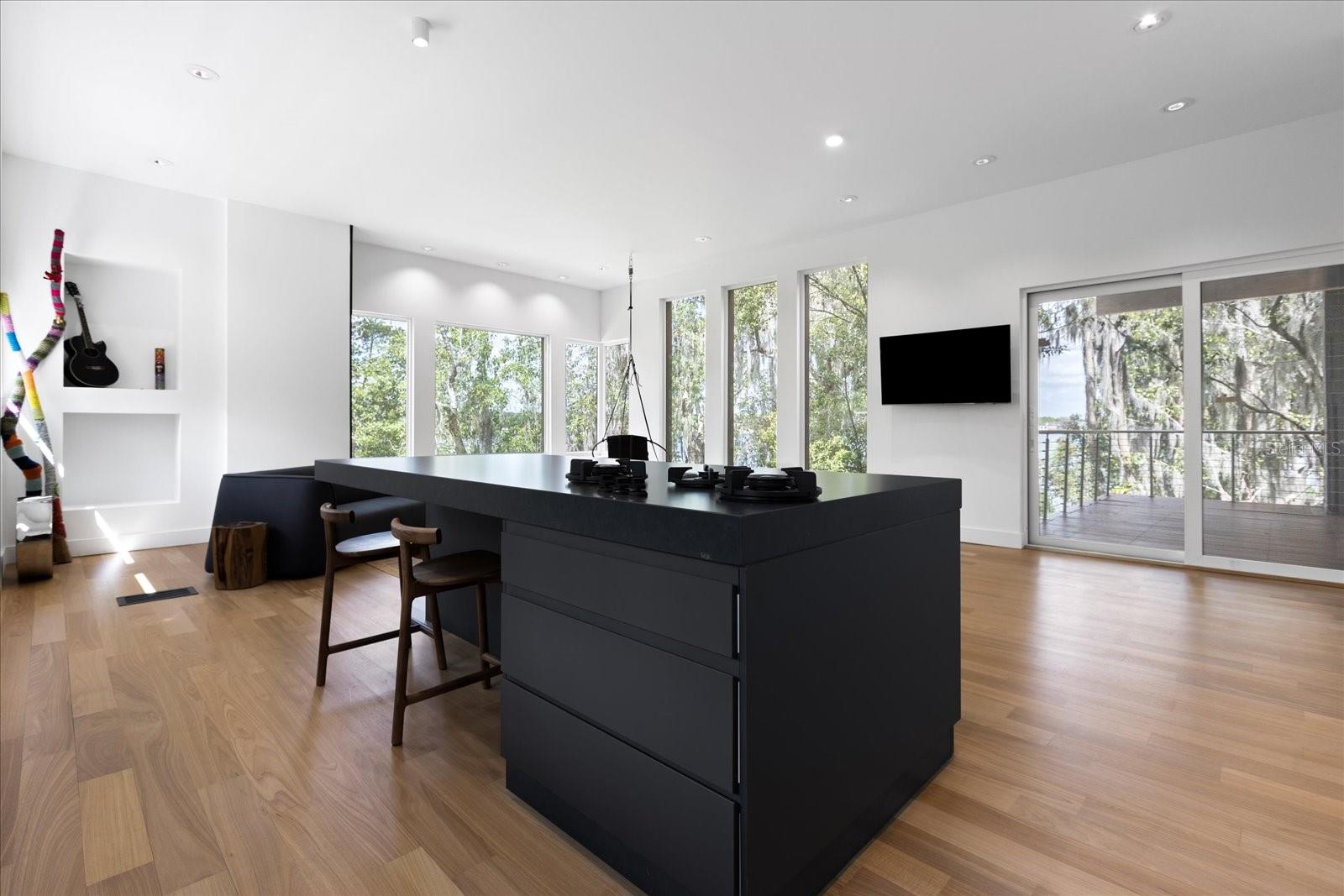 Image 37 of 48 For 3807 Semoran Boulevard