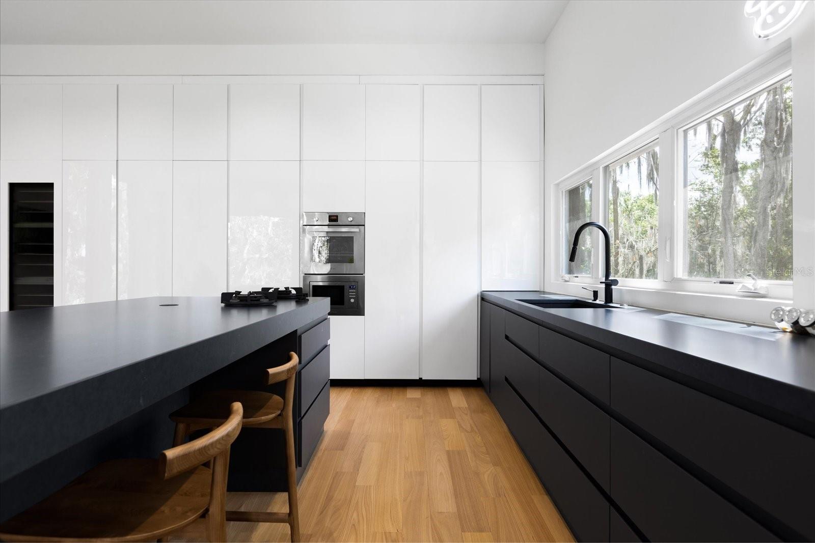 Image 38 of 48 For 3807 Semoran Boulevard