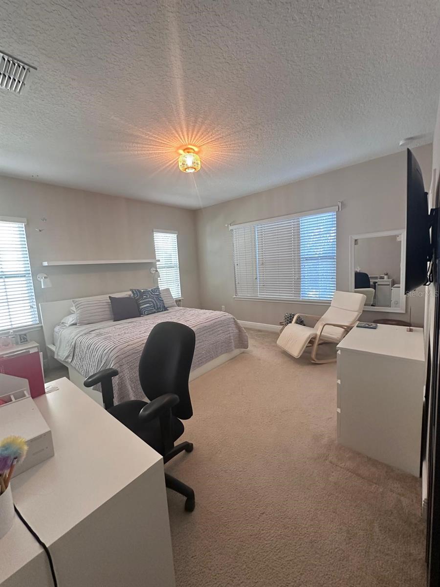 Image 13 of 22 For 15501 Honeybell Drive