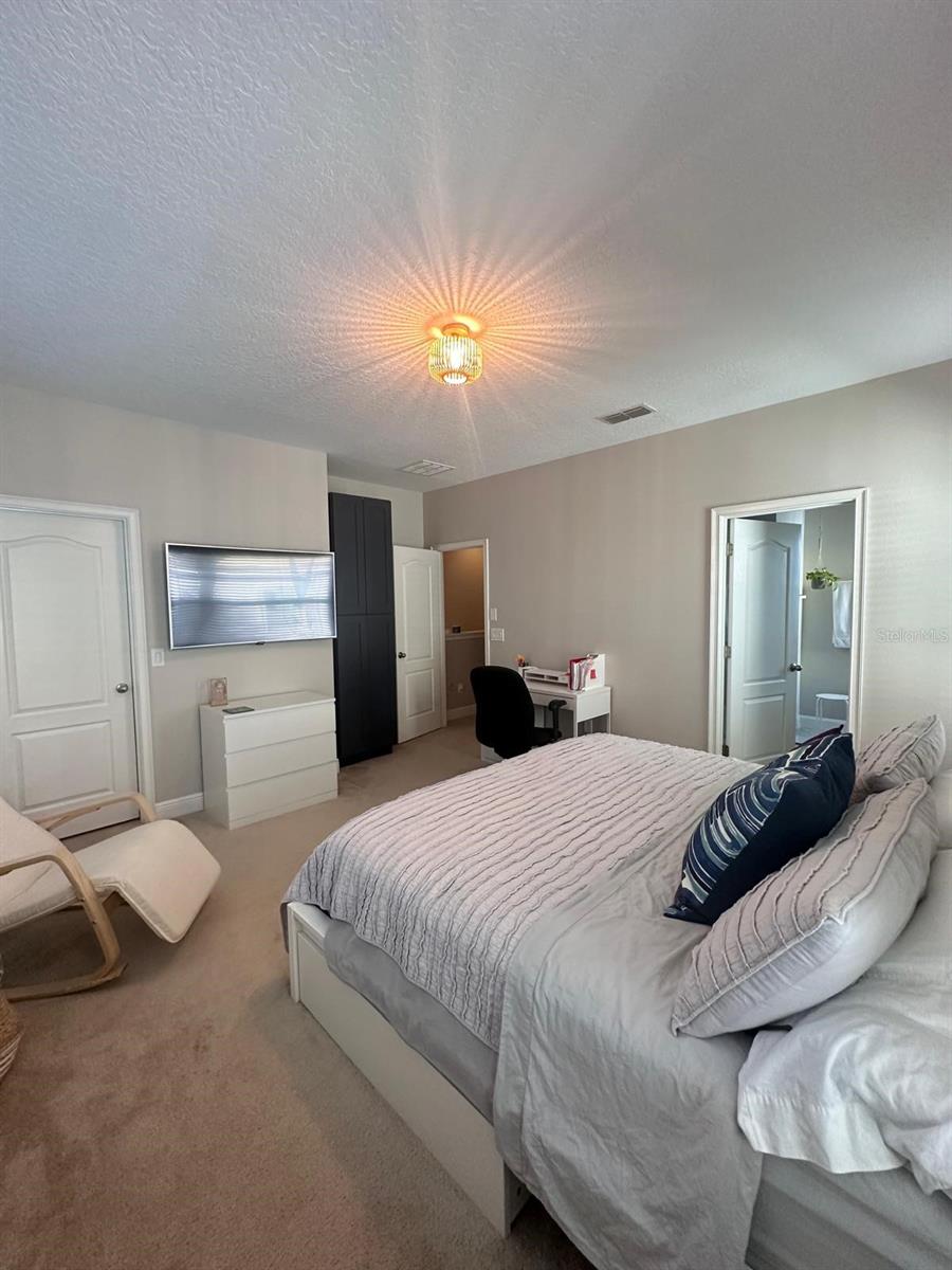 Image 14 of 22 For 15501 Honeybell Drive