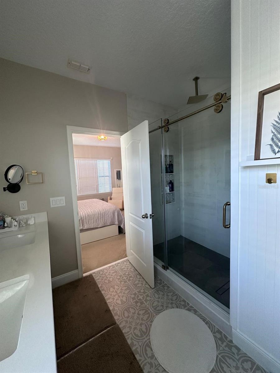 Image 16 of 22 For 15501 Honeybell Drive