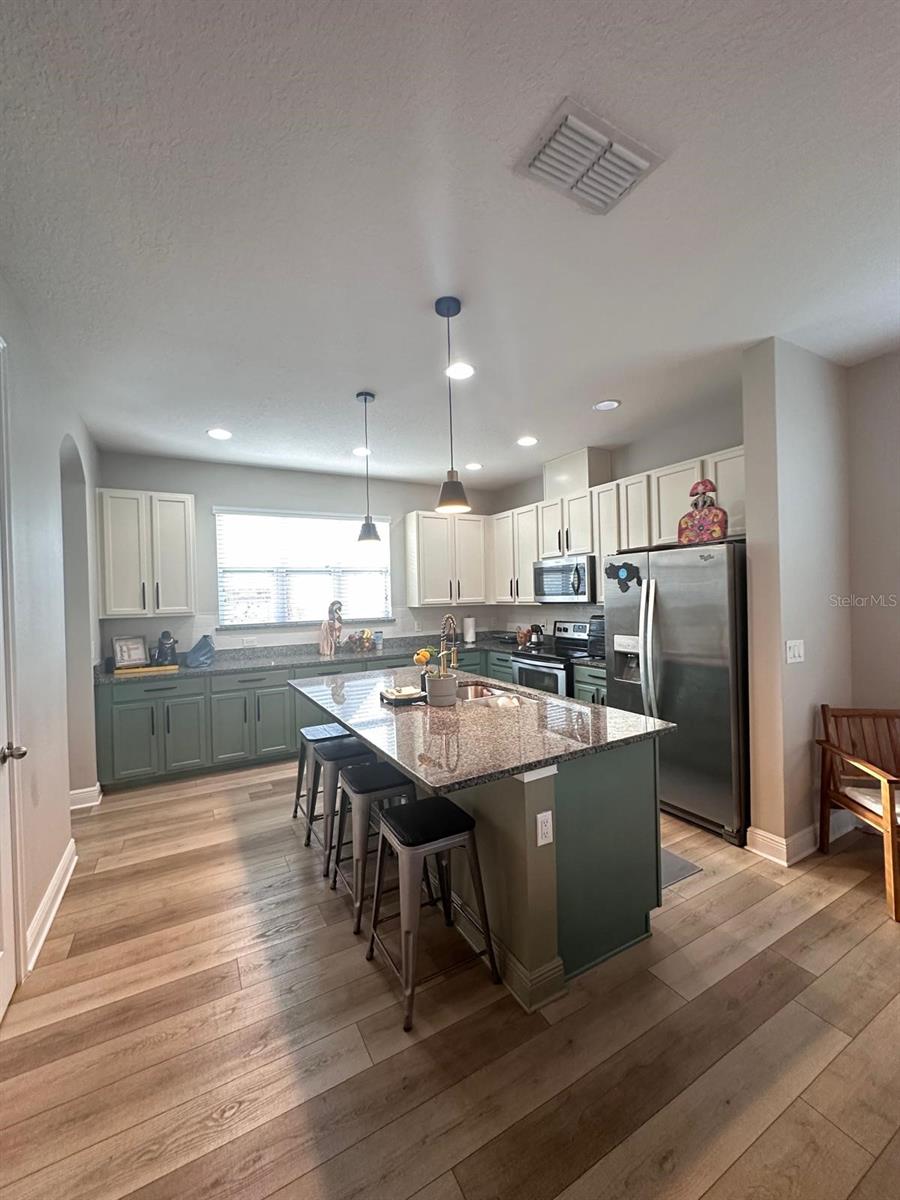 Image 6 of 22 For 15501 Honeybell Drive