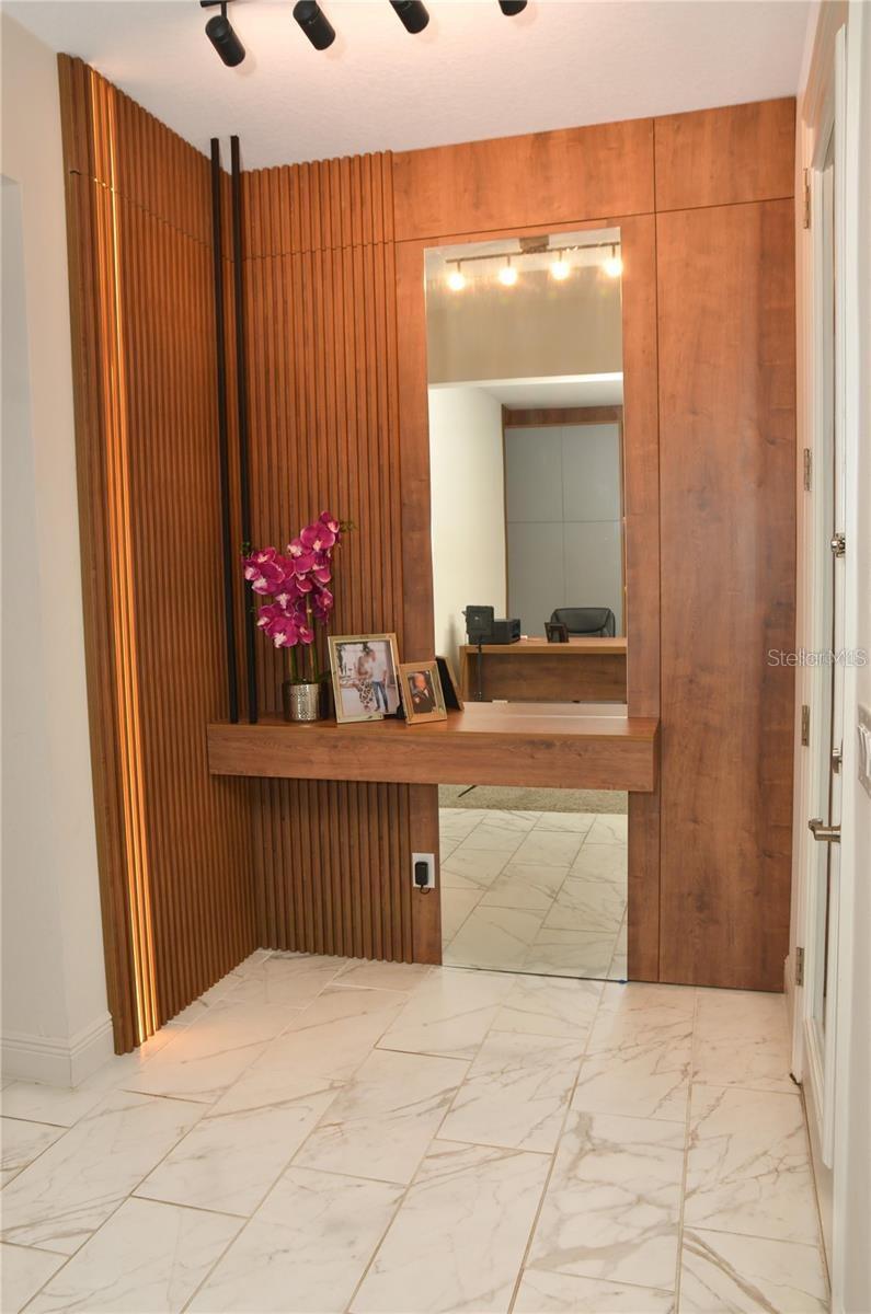 Image 12 of 65 For 5052 Center Court