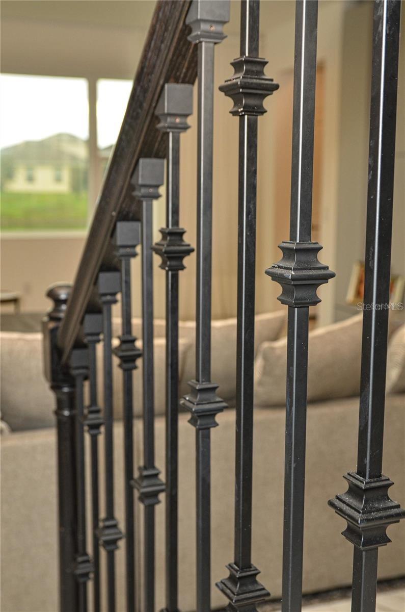 Image 20 of 65 For 5052 Center Court