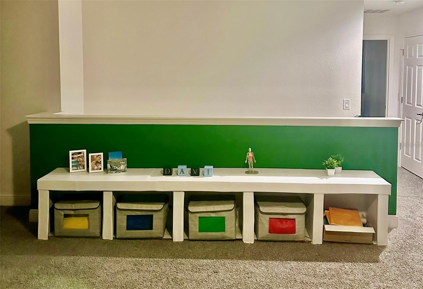 Image 37 of 65 For 5052 Center Court