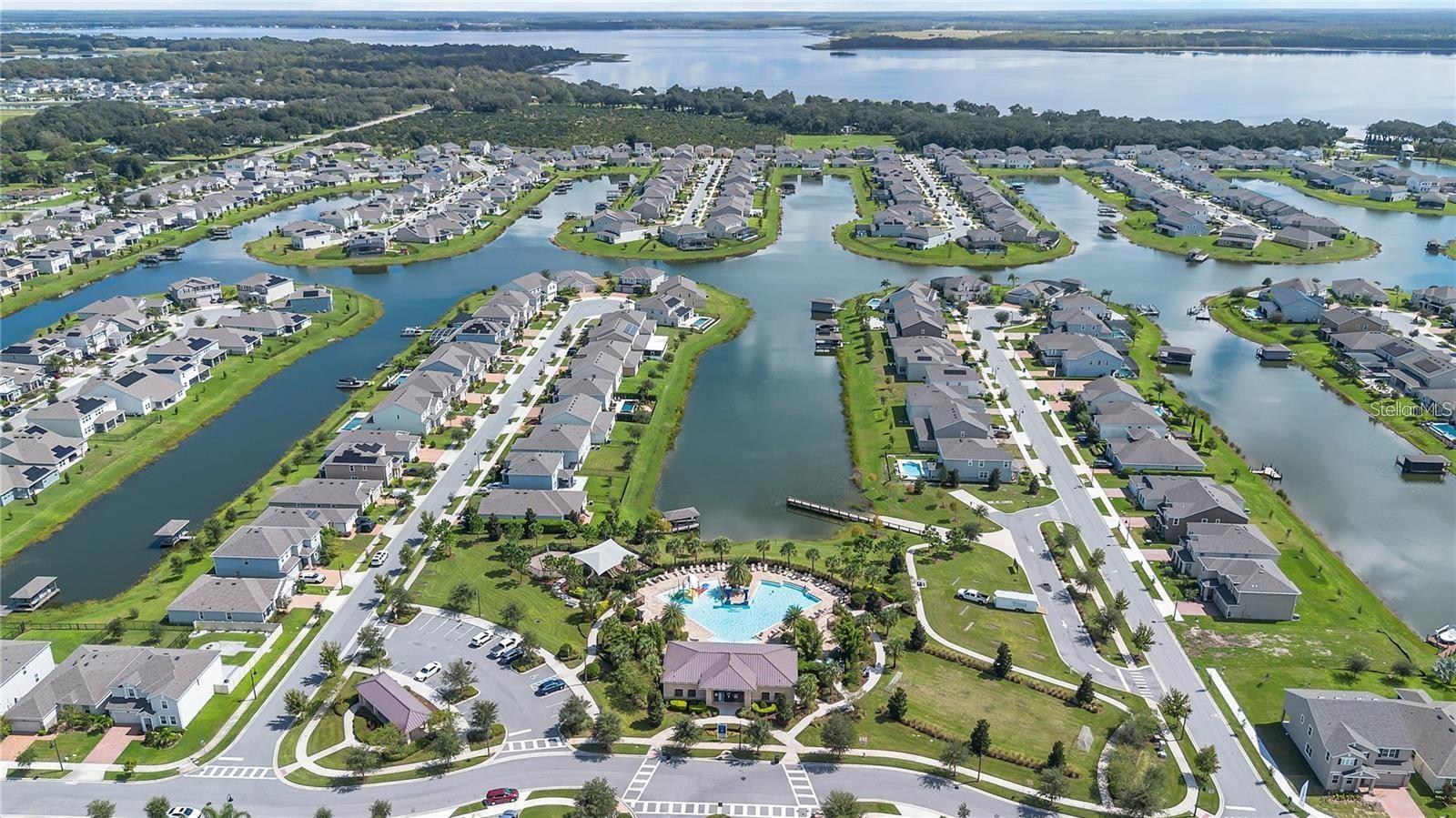 Image 46 of 65 For 5052 Center Court