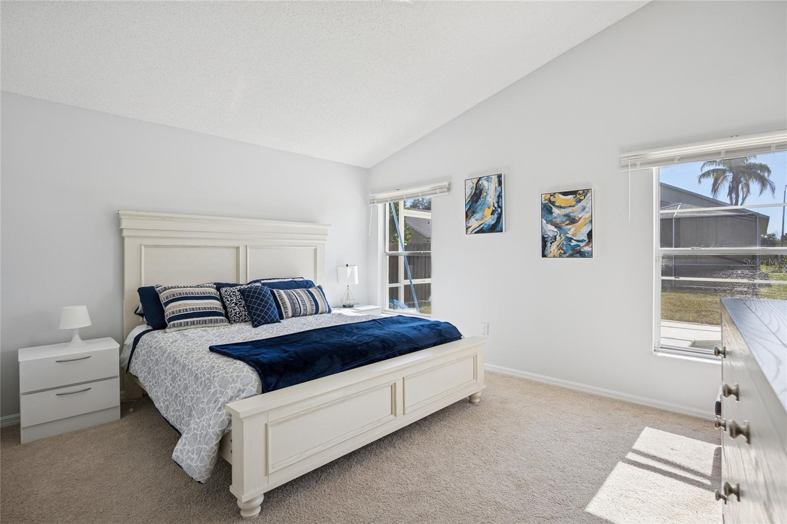 Image 23 of 29 For 222 Lake Shore Parkway