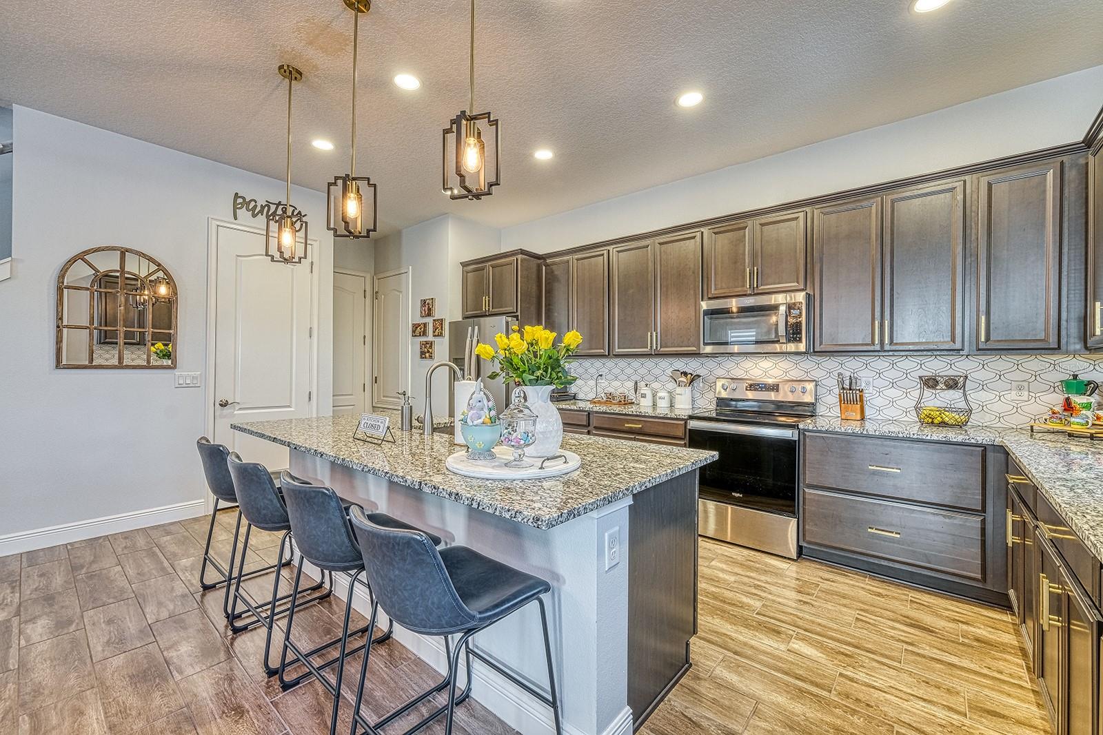 Image 13 of 43 For 14330 Alafaya Oak Bend