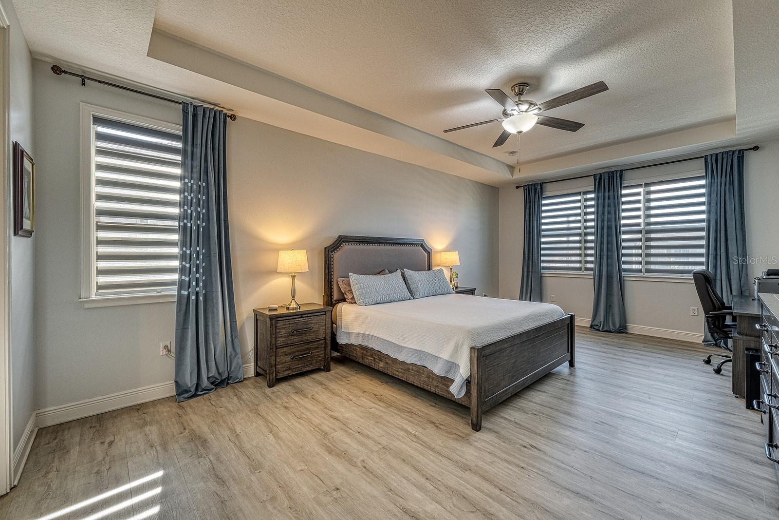 Image 14 of 43 For 14330 Alafaya Oak Bend