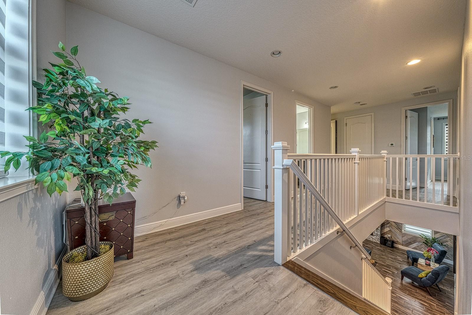 Image 19 of 43 For 14330 Alafaya Oak Bend