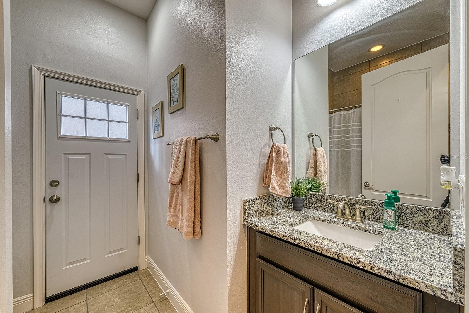 Image 27 of 43 For 14330 Alafaya Oak Bend