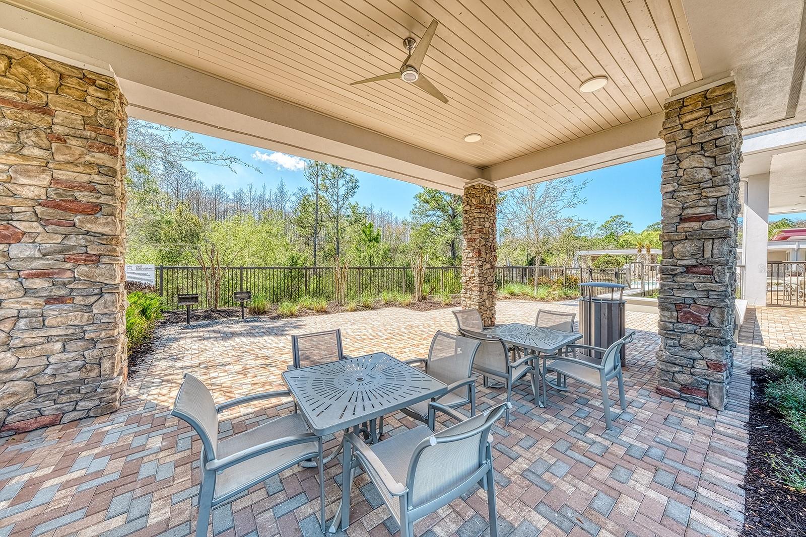 Image 38 of 43 For 14330 Alafaya Oak Bend