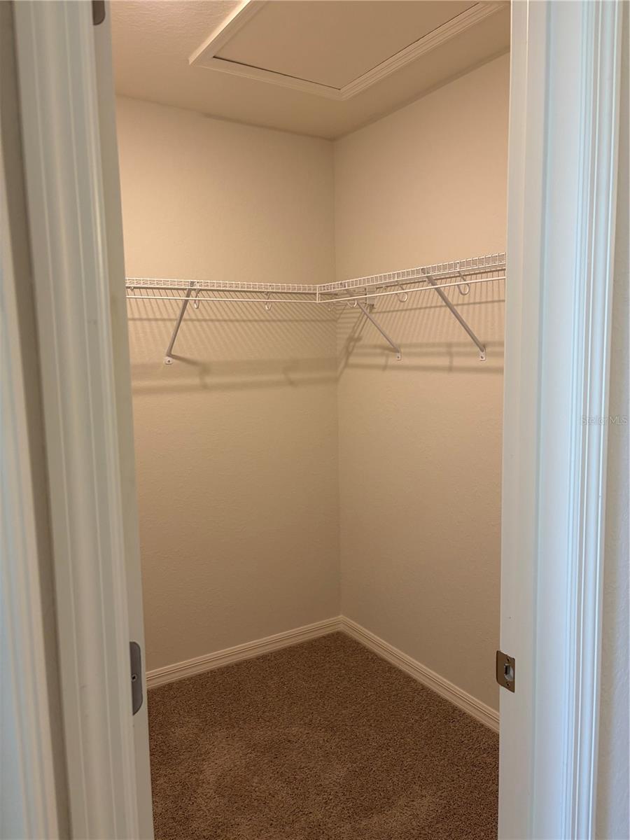 Listing photo id 17 for 1644 Astrid Road