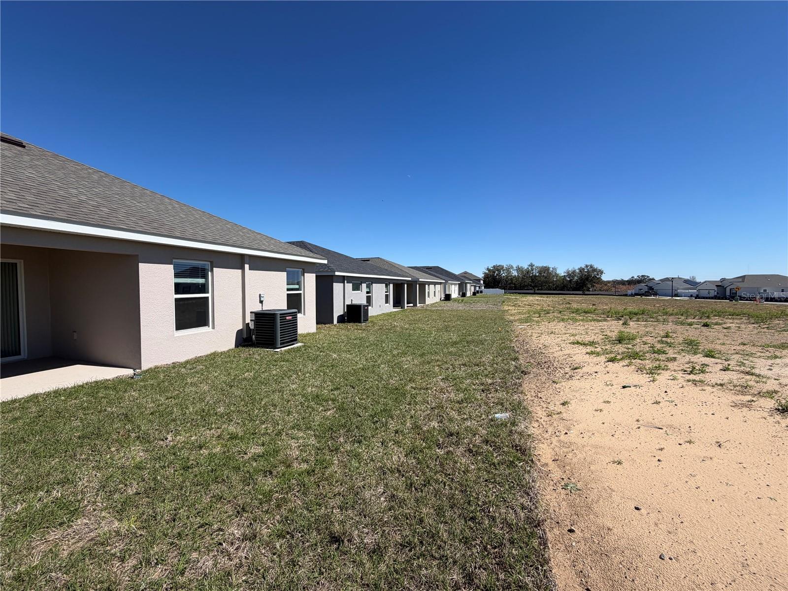 Listing photo id 21 for 1644 Astrid Road