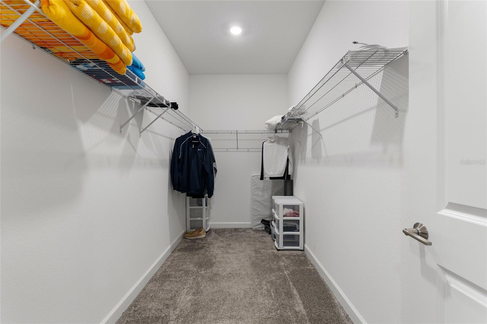 Image 20 of 61 For 8943 Fallen Oak Dr