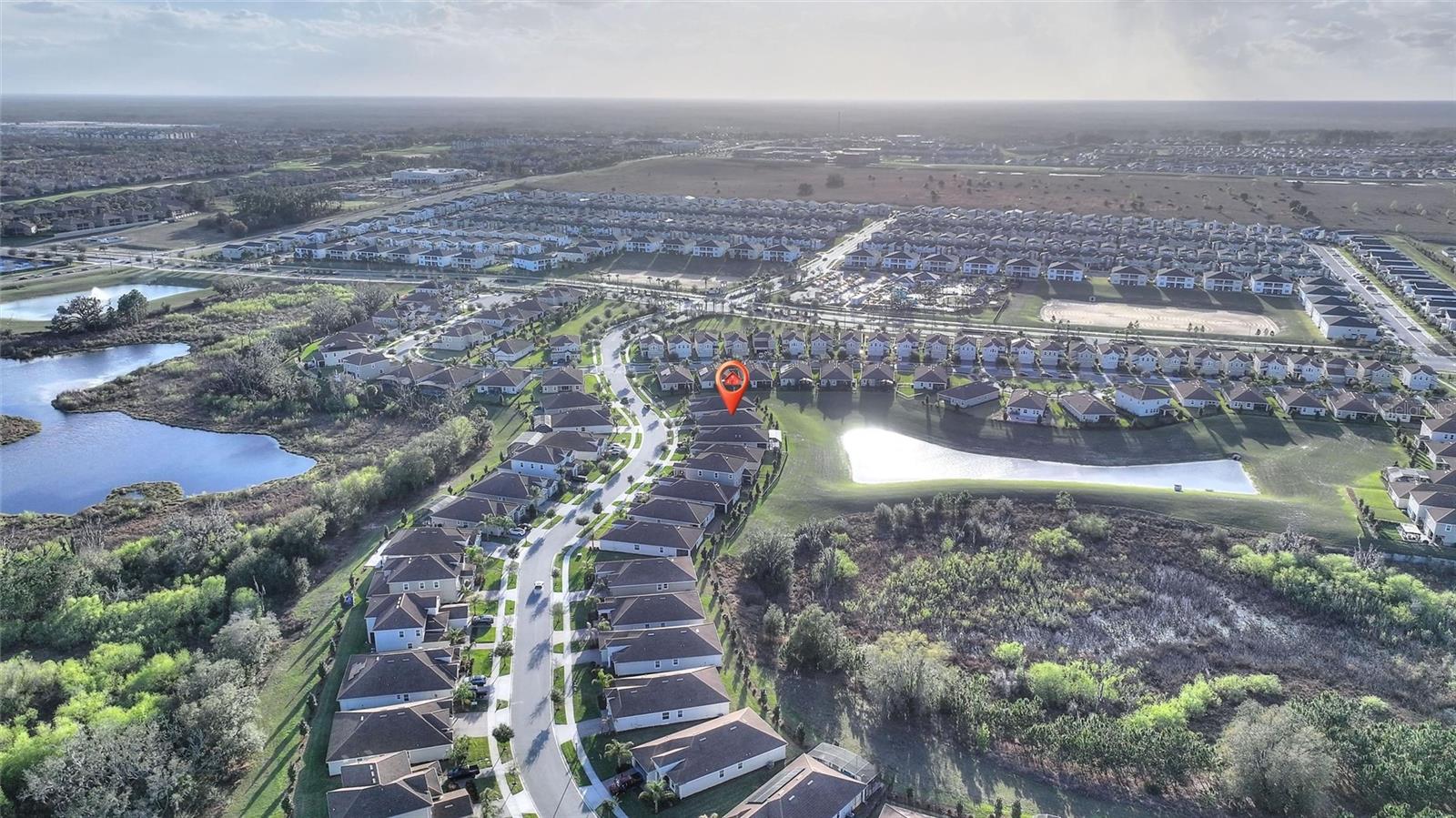 Image 37 of 61 For 8943 Fallen Oak Dr