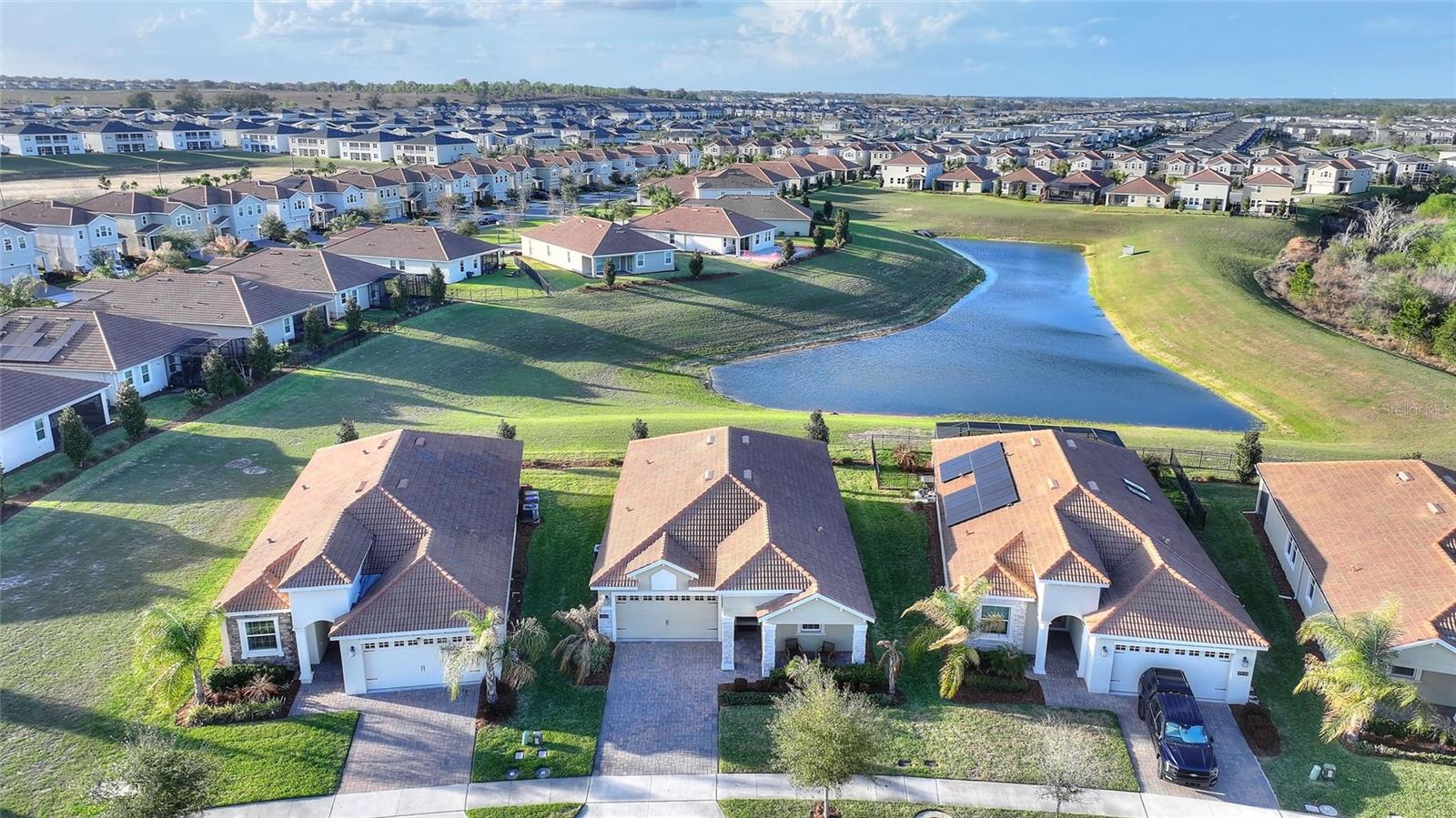 Image 39 of 61 For 8943 Fallen Oak Dr