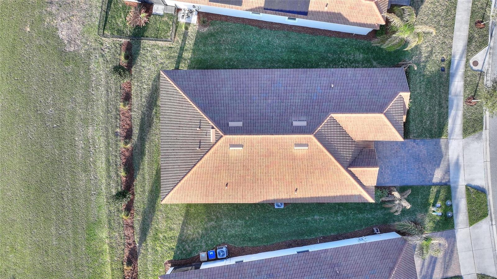 Image 47 of 61 For 8943 Fallen Oak Dr