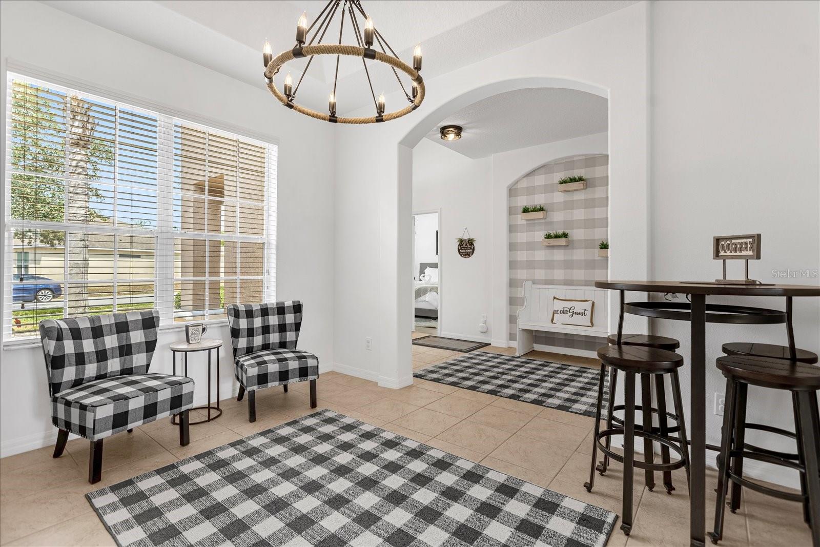 Image 16 of 53 For 308 Yellow Snapdragon Drive