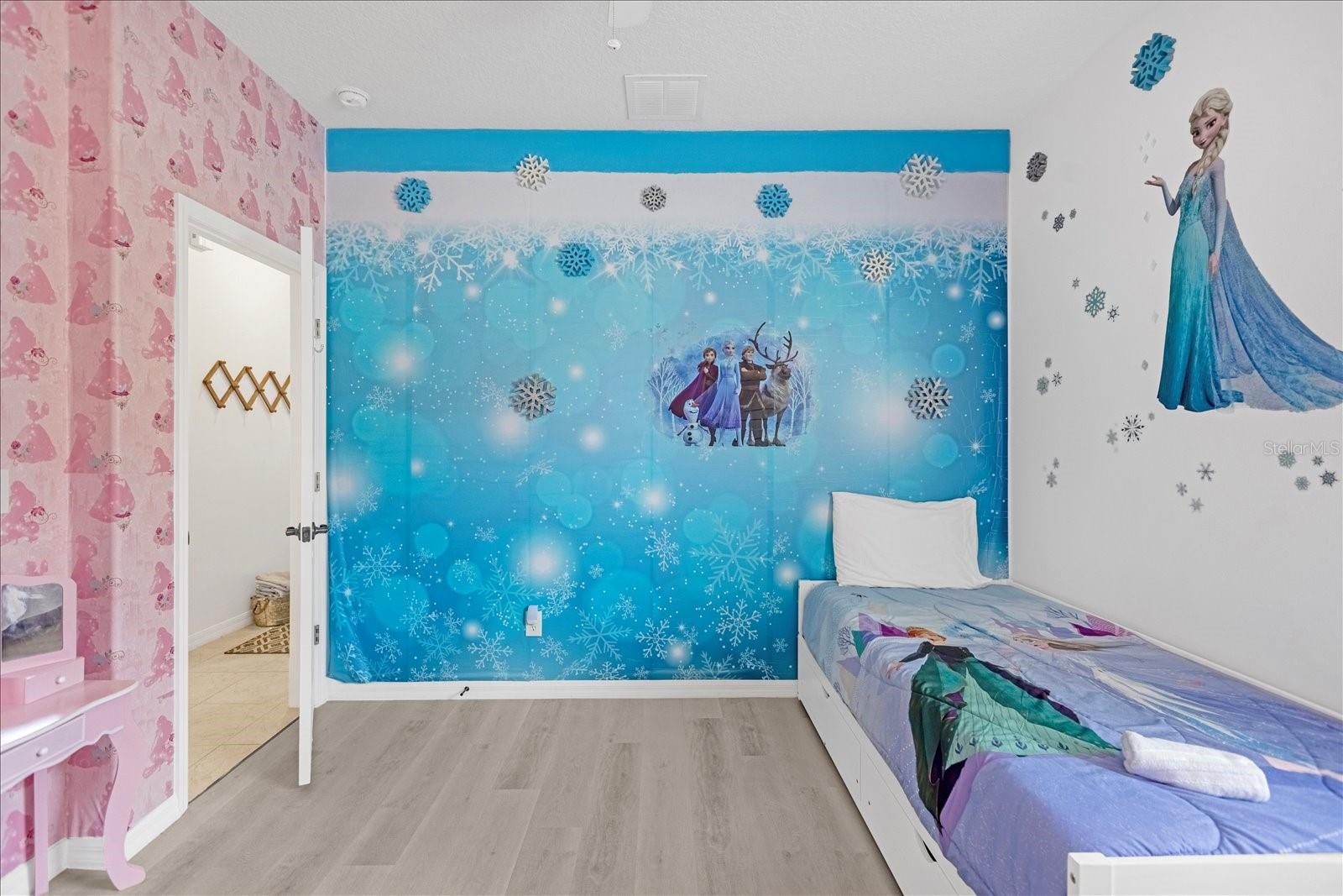 Image 26 of 53 For 308 Yellow Snapdragon Drive