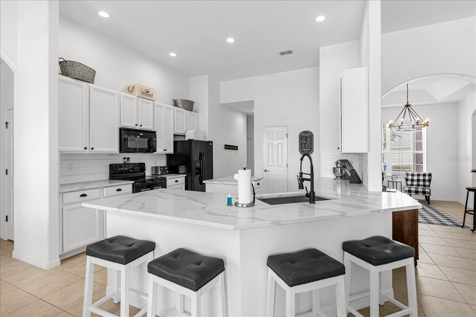 Image 8 of 53 For 308 Yellow Snapdragon Drive