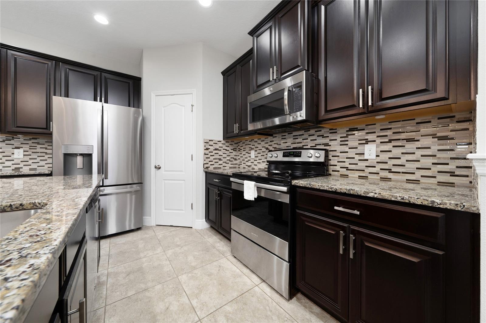 Image 12 of 100 For 14535 Caplock Drive