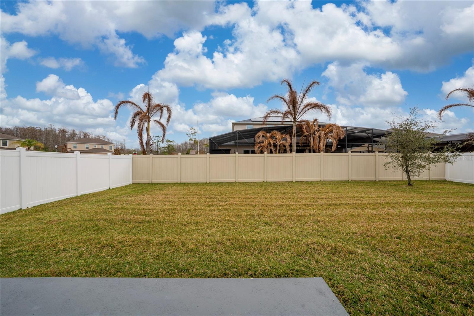 Image 32 of 100 For 14535 Caplock Drive