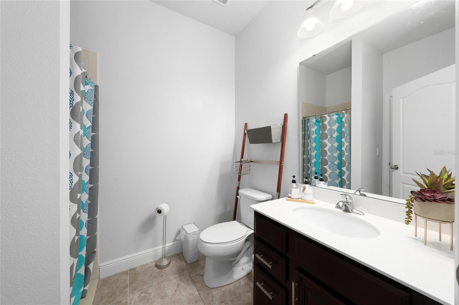 Image 8 of 100 For 14535 Caplock Drive