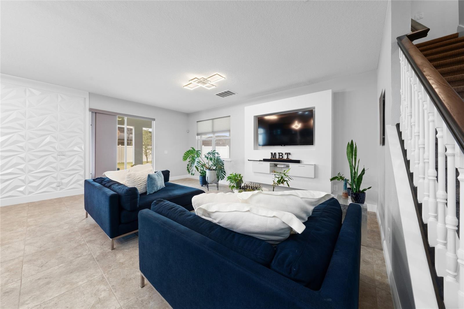 Image 9 of 100 For 14535 Caplock Drive