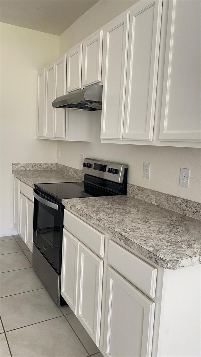 Image 5 of 19 For 121 Feltrim Reserve Boulevard