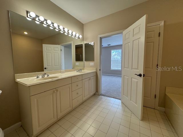 Image 18 of 31 For 916 Greenlawn Street