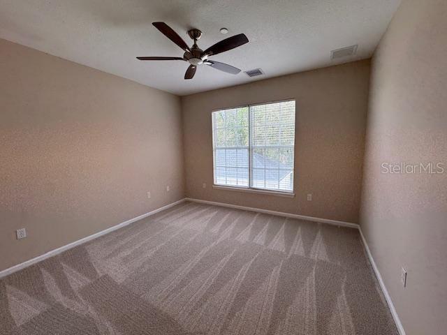 Image 22 of 31 For 916 Greenlawn Street