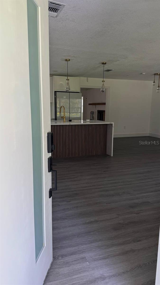 Image 4 of 68 For 385 Wild Orange Drive