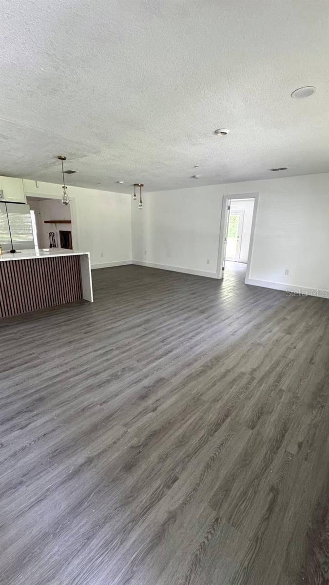 Image 6 of 68 For 385 Wild Orange Drive