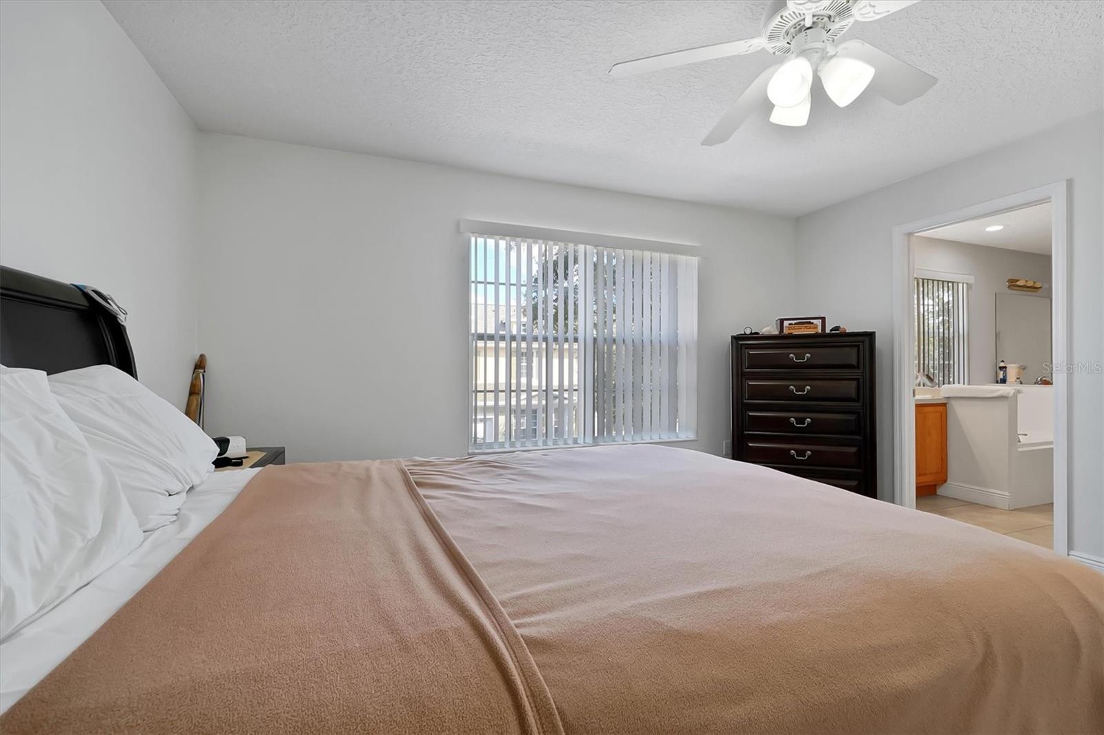 Image 19 of 44 For 4991 Alita Terrace