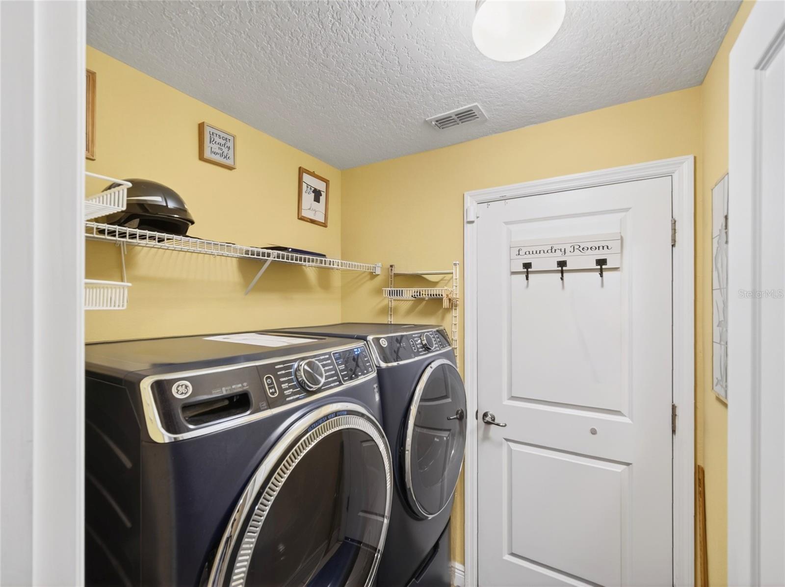 Image 24 of 39 For 233 Bacopa Pass