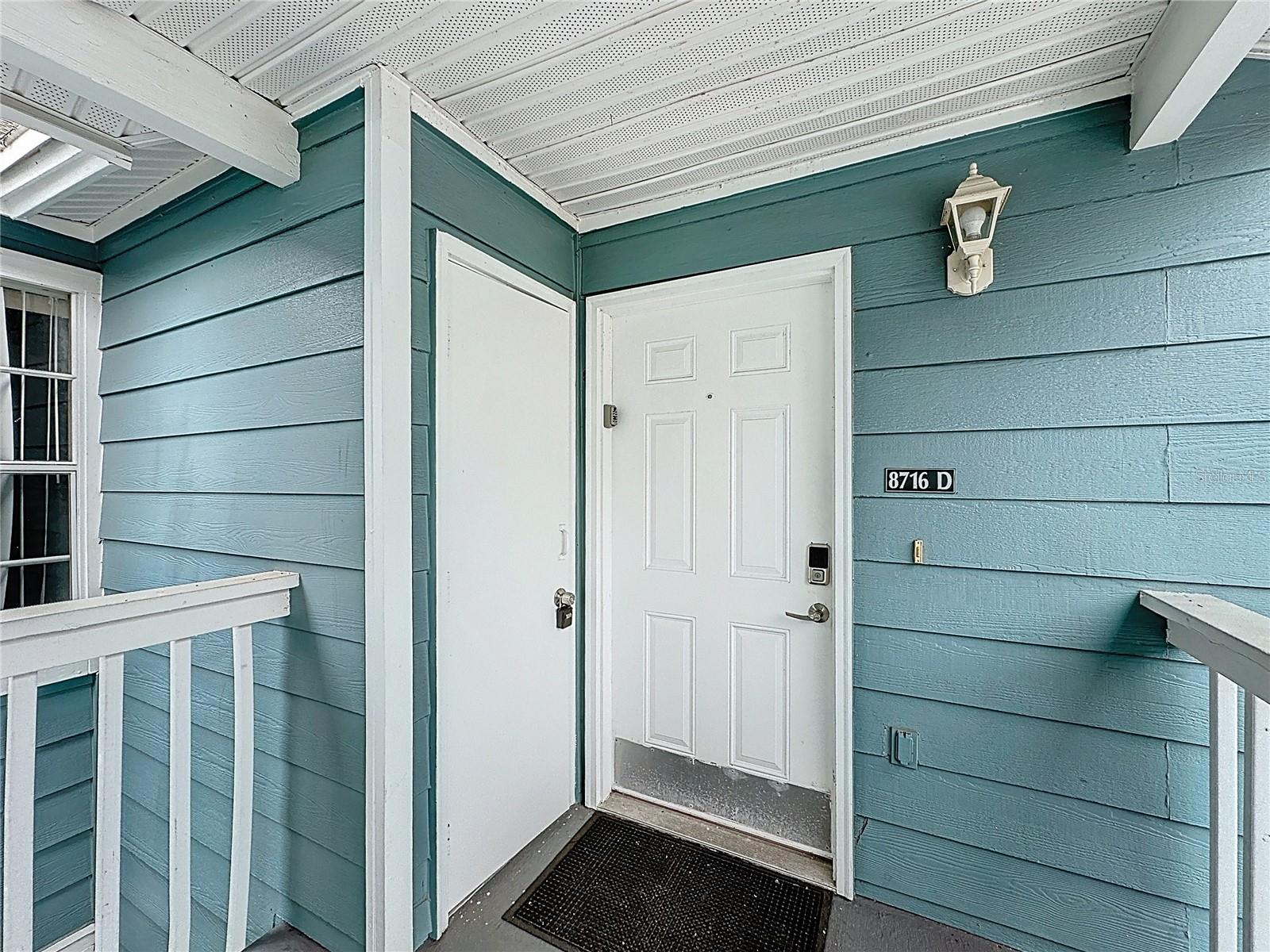 Image 3 of 36 For 8716 Rain Forest Place D