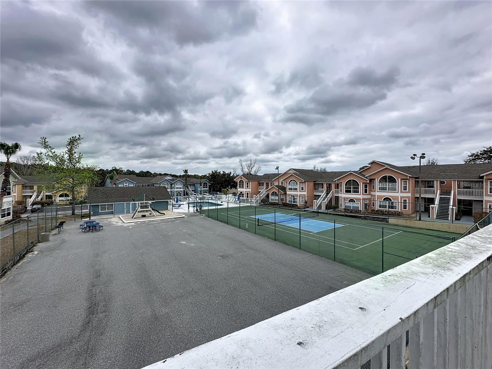 Image 33 of 36 For 8716 Rain Forest Place D