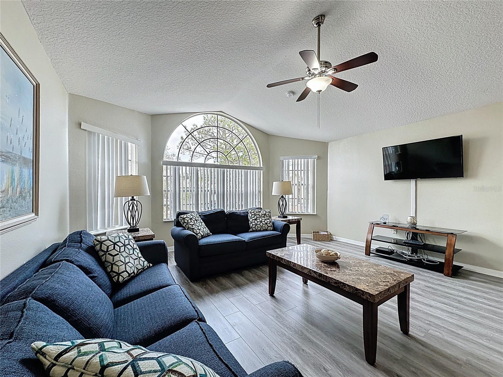 Image 7 of 36 For 8716 Rain Forest Place D