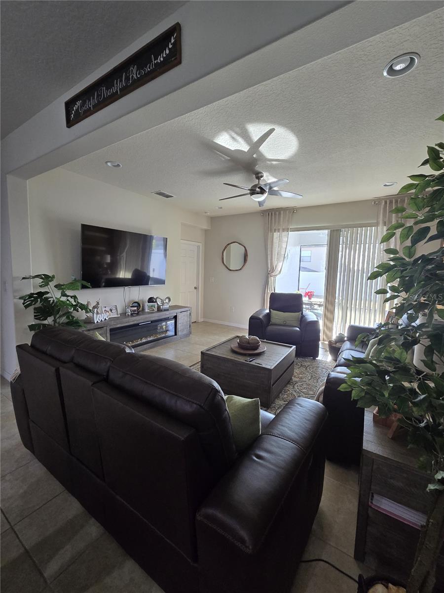 Image 32 of 52 For 2874 Sera Bella Way