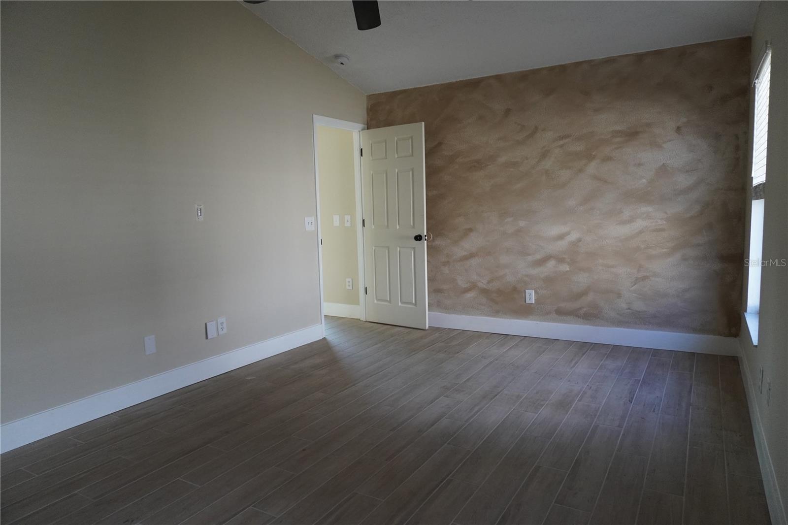 Image 13 of 26 For 740 Pine Cone Drive