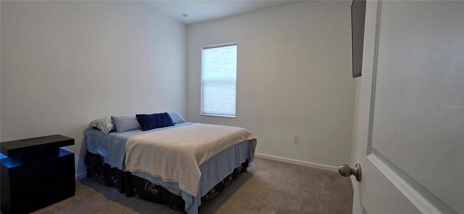 Image 13 of 27 For 299 Bottle Brush Drive