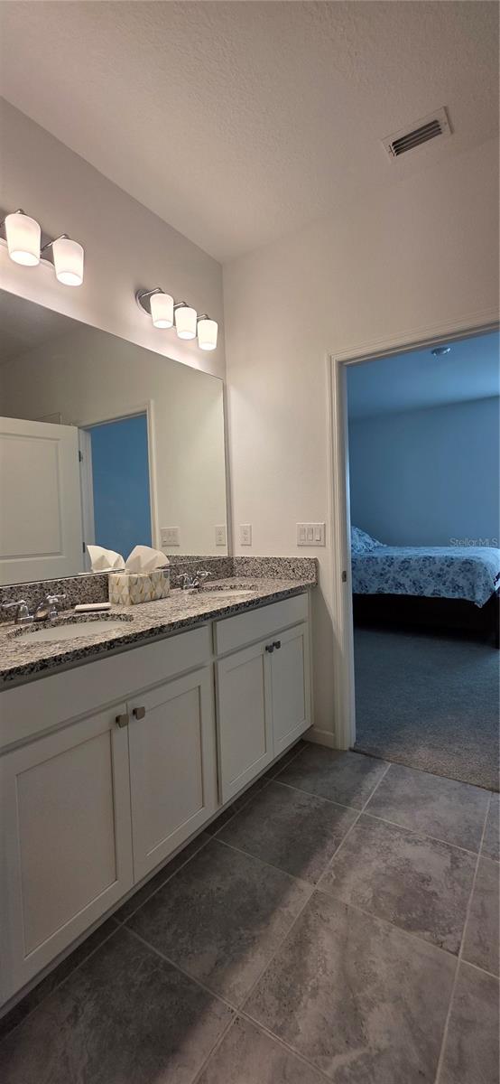 Image 23 of 27 For 299 Bottle Brush Drive