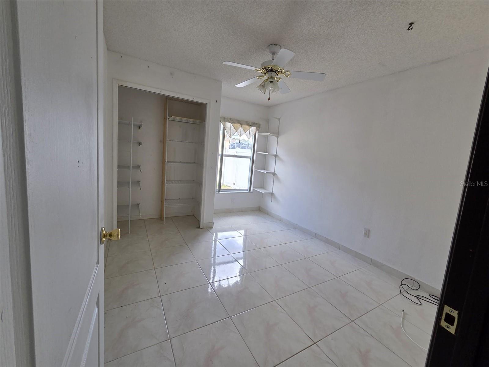 Image 15 of 37 For 1011 California Creek Drive