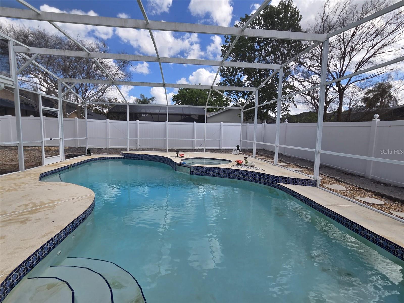 Image 28 of 37 For 1011 California Creek Drive